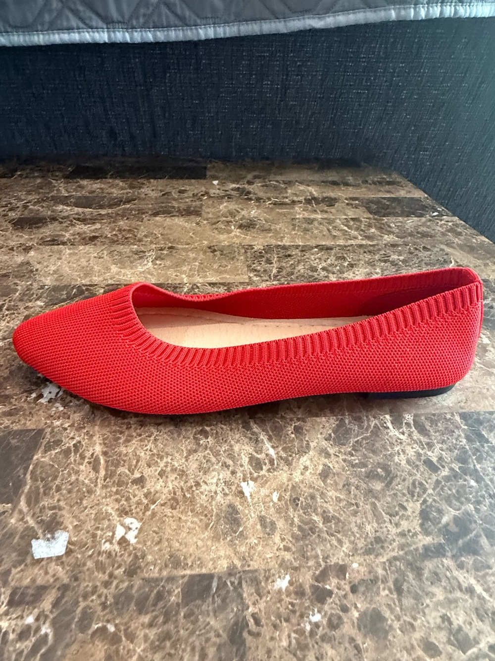 Red Knit Pointed Ballet Flats. Size 7. Brand new.